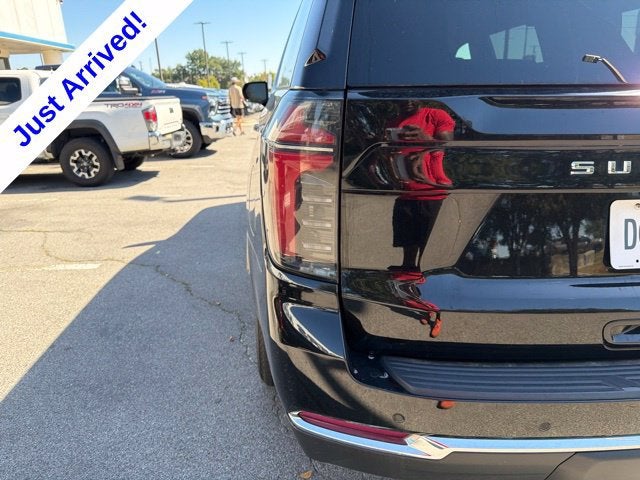 2025 Chevrolet Suburban LT
