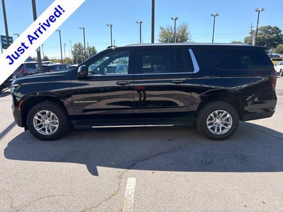 2025 Chevrolet Suburban LT