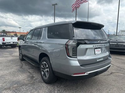 2026 Chevrolet Suburban LT