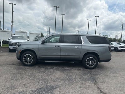 2026 Chevrolet Suburban LT