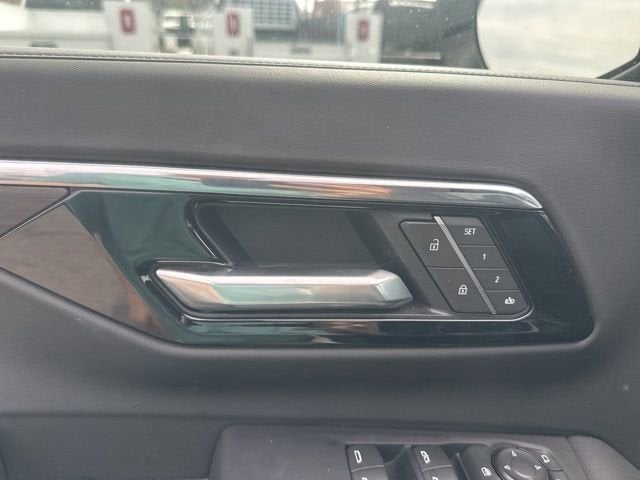 2025 Chevrolet Suburban Z71