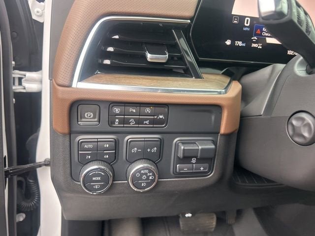 2025 Chevrolet Suburban High Country