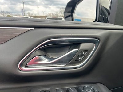 2024 Chevrolet Suburban LT