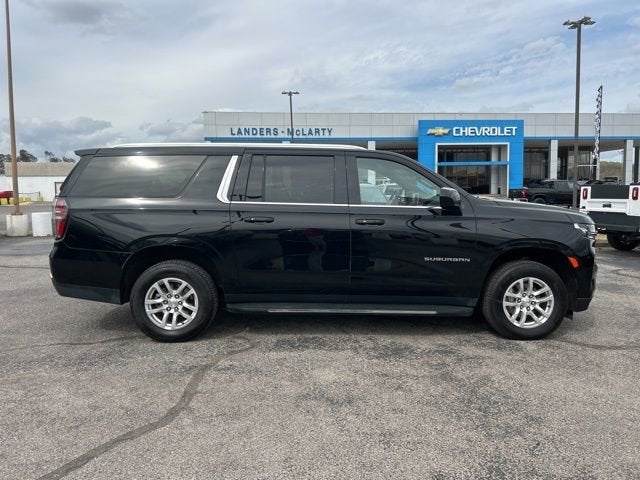 2024 Chevrolet Suburban LT