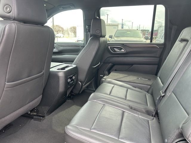 2024 Chevrolet Suburban LT