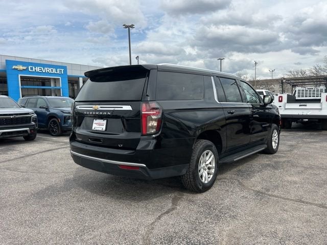 2024 Chevrolet Suburban LT