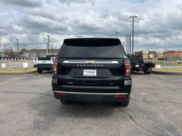 2024 Chevrolet Suburban LT