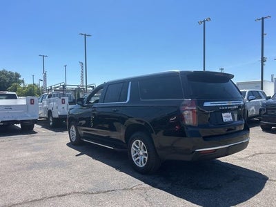 2024 Chevrolet Suburban LT