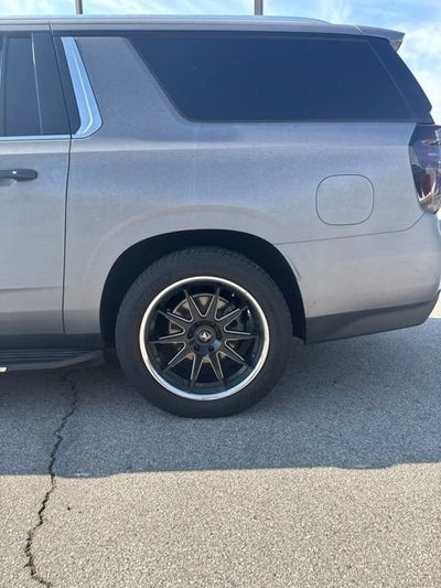 2021 Chevrolet Suburban LT