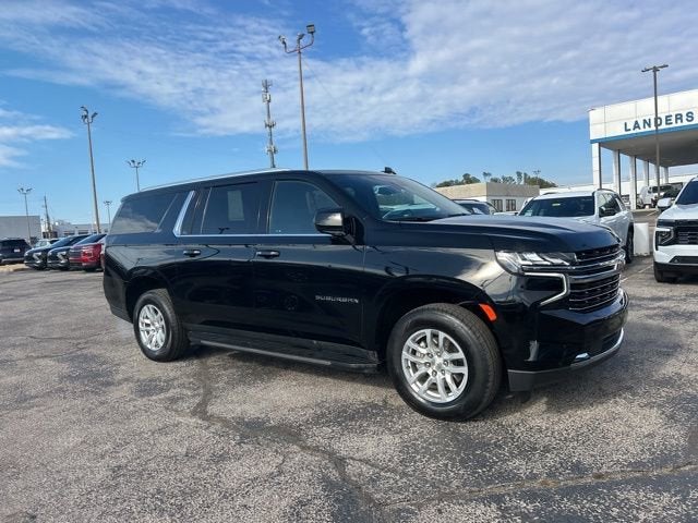 2024 Chevrolet Suburban LT