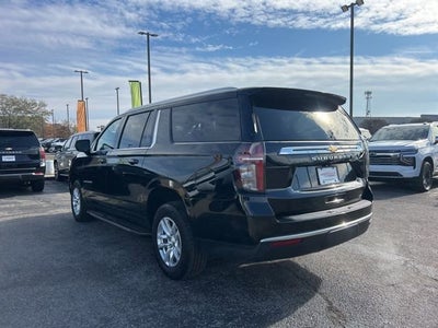 2024 Chevrolet Suburban LT