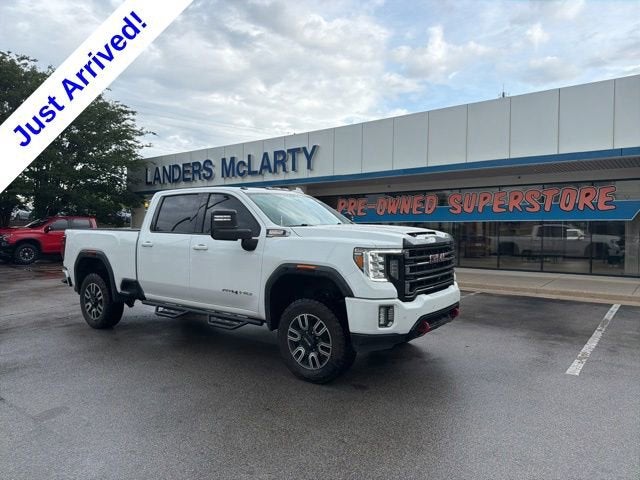 2021 GMC Sierra 4WD Crew Cab Standard Box AT4's photo