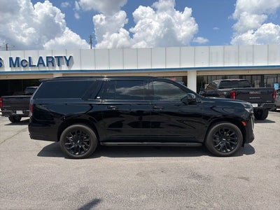2023 Cadillac Escalade ESV Sport