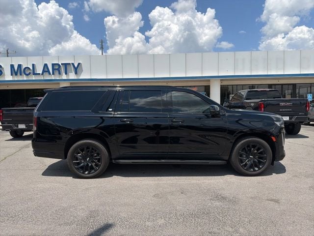 2023 Cadillac Escalade ESV Sport