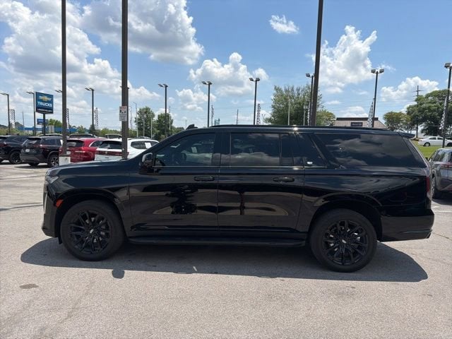 2023 Cadillac Escalade ESV Sport