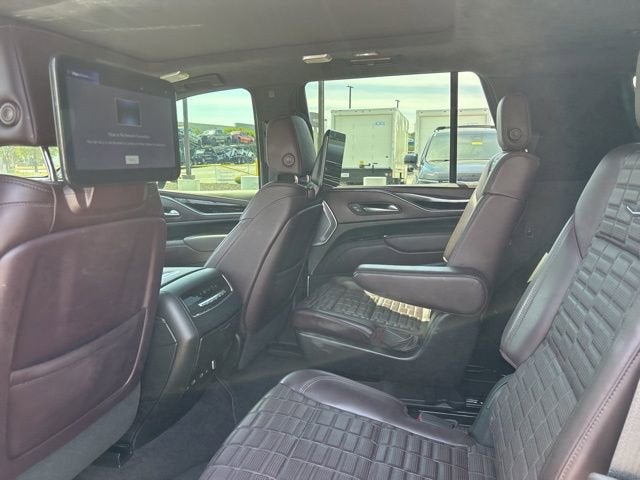 2023 Cadillac Escalade Sport Platinum