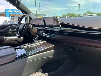 2023 Cadillac Escalade Sport Platinum