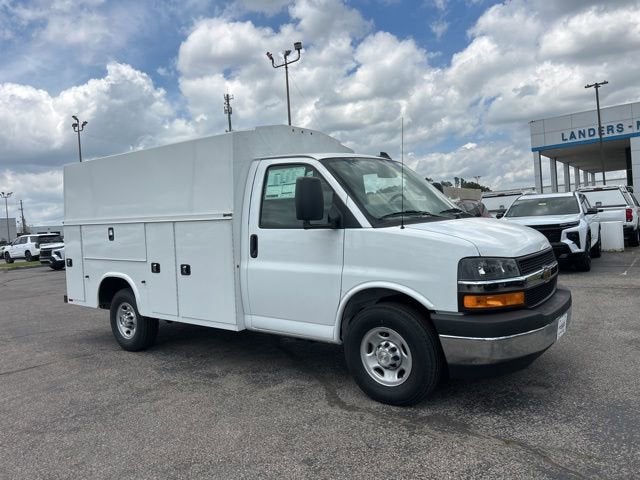 2026 Chevrolet Express 3500 139" WB's photo