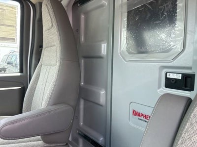 2026 Chevrolet Express Cutaway 3500 1WT