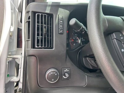 2026 Chevrolet Express Cutaway 3500 1WT