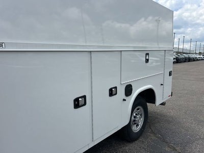 2026 Chevrolet Express Cutaway 3500 1WT