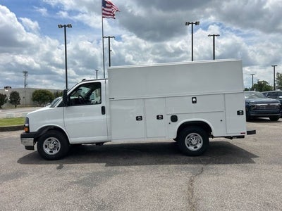 2026 Chevrolet Express Cutaway 3500 1WT