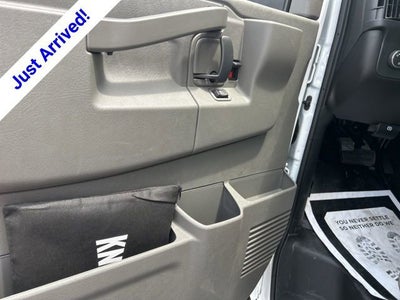 2026 Chevrolet Express Cutaway 3500 1WT