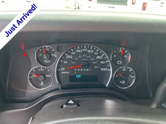 2026 Chevrolet Express Cutaway 3500 1WT