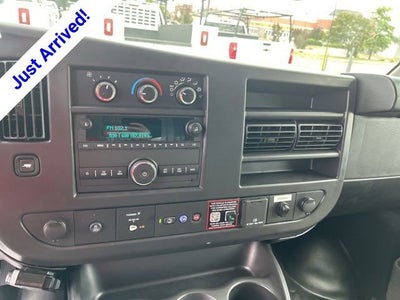 2026 Chevrolet Express Cutaway 3500 1WT