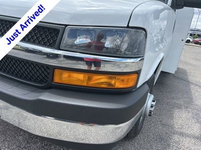 2026 Chevrolet Express Cutaway 3500 1WT