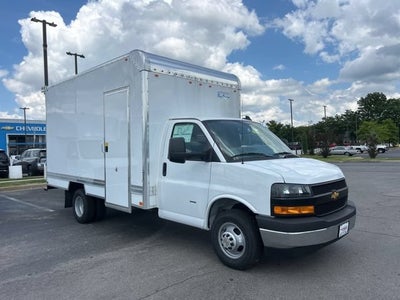 2026 Chevrolet Express Cutaway 3500 1WT
