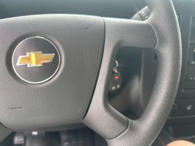 2026 Chevrolet Express Cutaway 3500 1WT