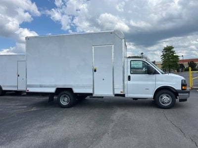 2026 Chevrolet Express Cutaway 3500 1WT