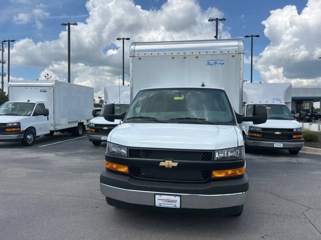 2026 Chevrolet Express Cutaway 3500 1WT