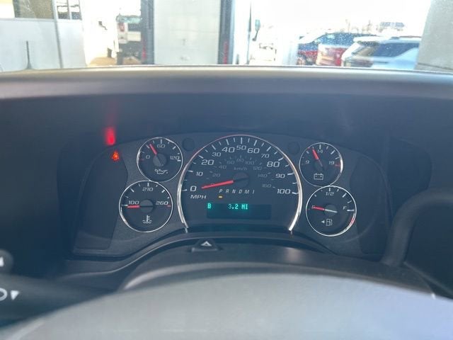 2025 Chevrolet Express Cutaway 3500 1WT