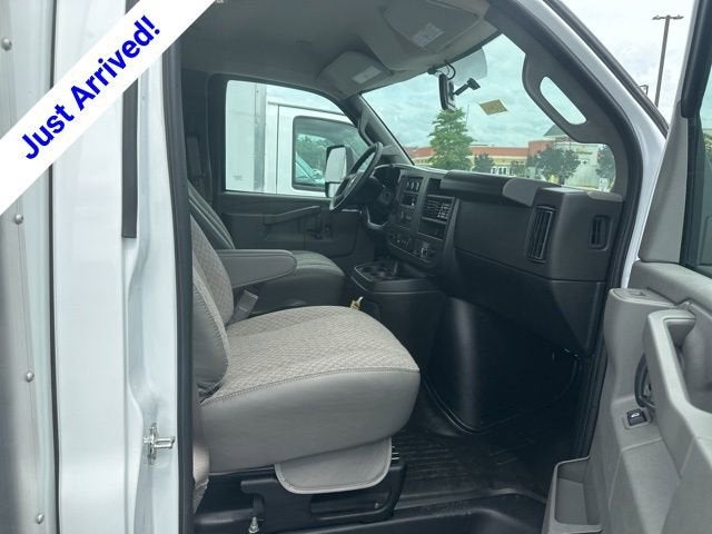 2026 Chevrolet Express Cutaway 4500 2WT