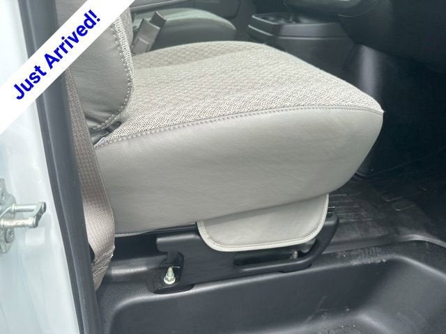 2026 Chevrolet Express Cutaway 4500 2WT