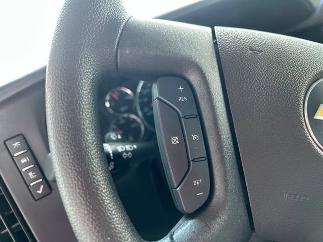 2026 Chevrolet Express Cutaway 4500 2WT