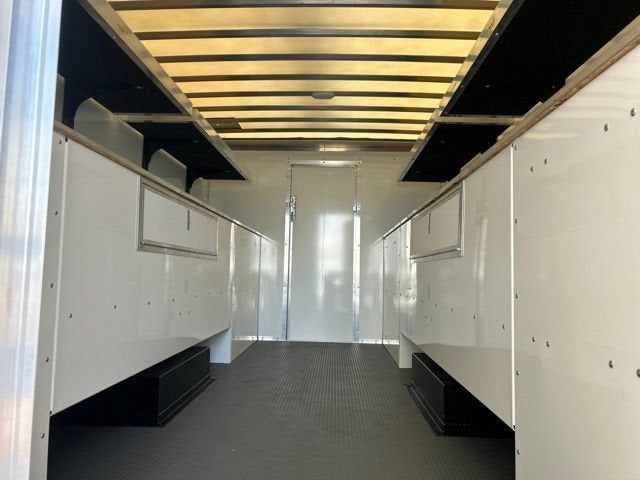 2026 Chevrolet Express Cutaway 4500 2WT