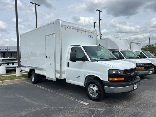 2026 Chevrolet Express Cutaway 4500 2WT