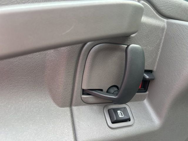 2026 Chevrolet Express Cutaway 4500 2WT