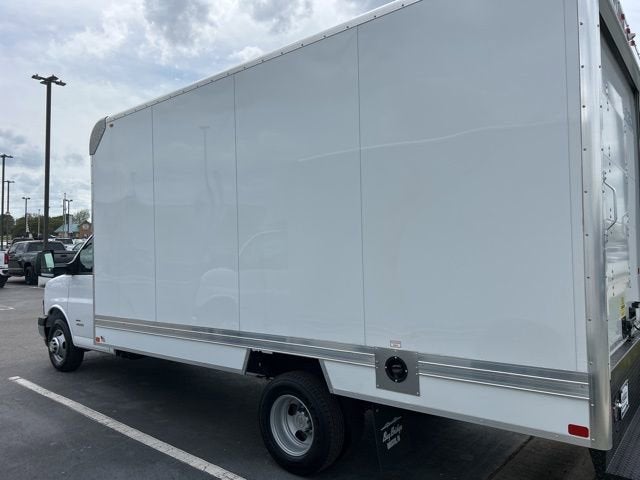 2026 Chevrolet Express Cutaway 4500 2WT