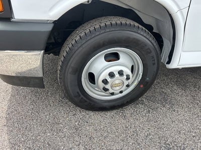 2026 Chevrolet Express Cutaway 4500 2WT