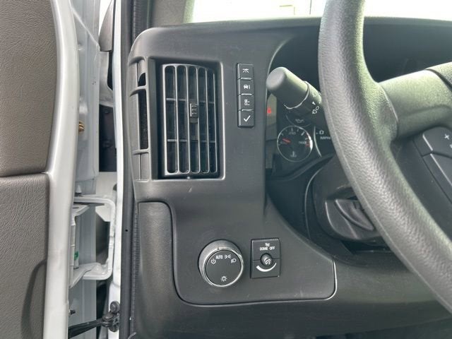 2026 Chevrolet Express Cutaway 4500 2WT