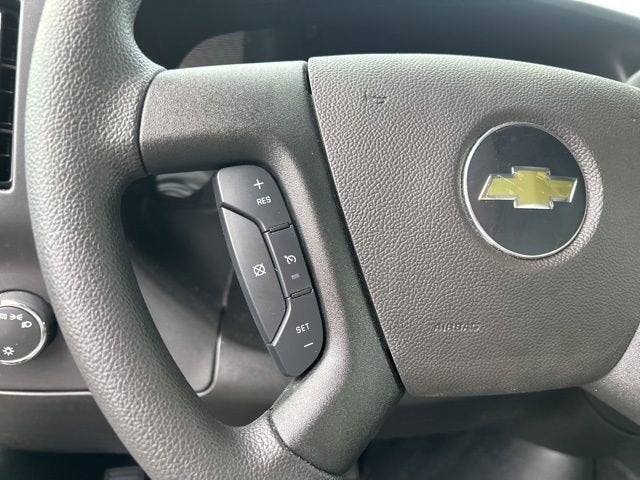 2026 Chevrolet Express Cutaway 4500 2WT