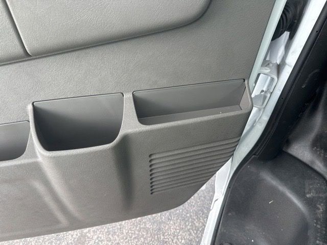 2026 Chevrolet Express Cutaway 4500 2WT