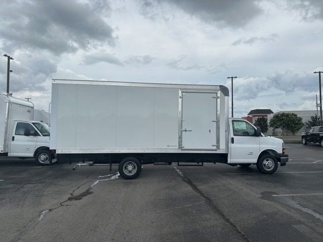 2026 Chevrolet Express Cutaway 4500 2WT