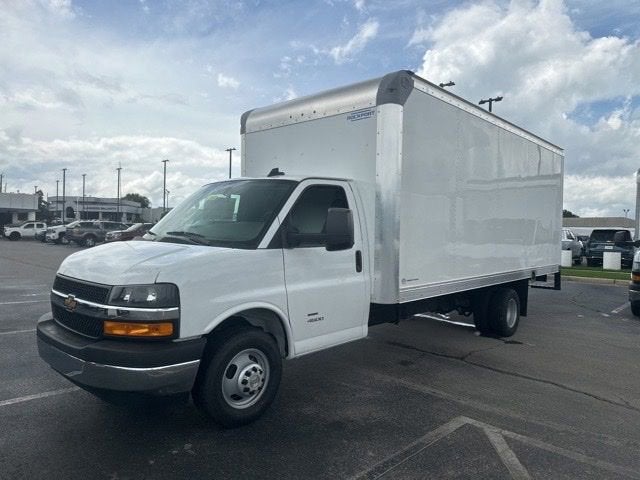 2026 Chevrolet Express Cutaway 4500 2WT