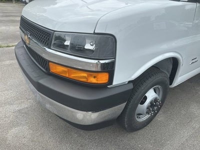 2026 Chevrolet Express Cutaway 4500 2WT