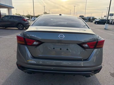 2022 Nissan Altima 2.5 SR